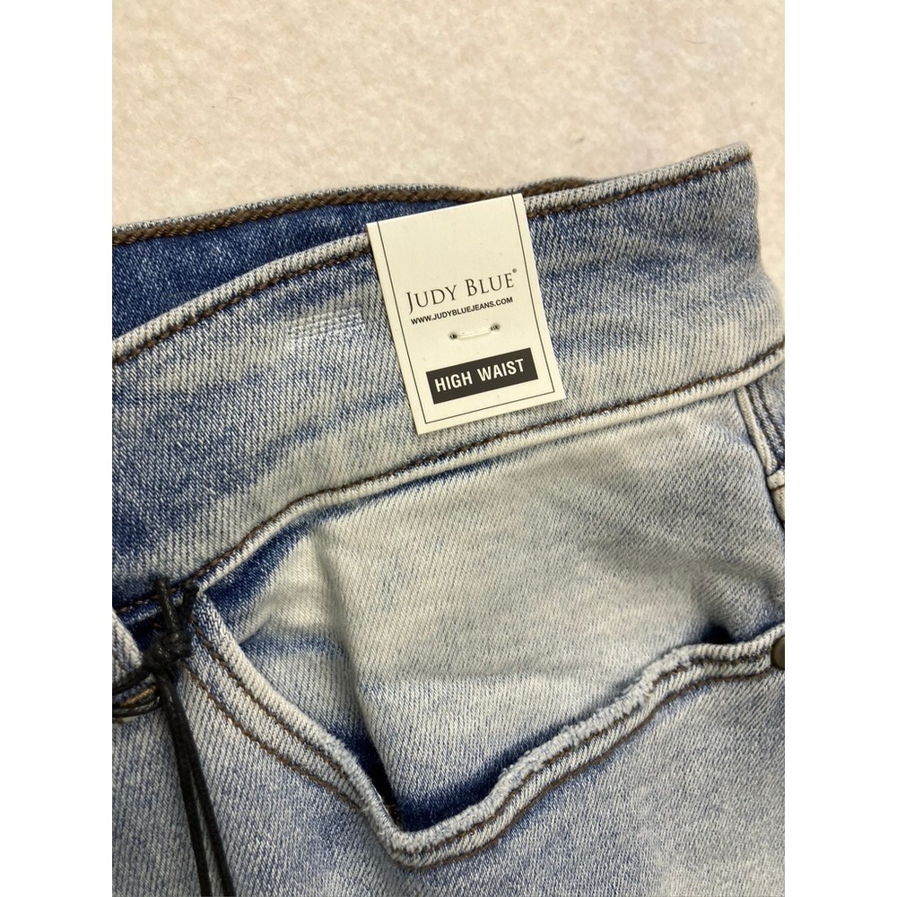Judy Blue Light Wash High Waist Frayed Hem Denim Jean Shorts Plus Size 3XL NEW - Picture 3 of 11